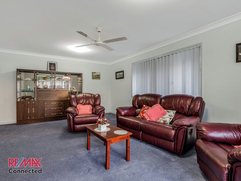 22 Allister Crescent, Rothwell QLD 4022