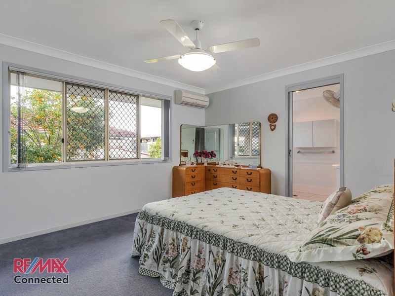22 Allister Crescent, Rothwell QLD 4022