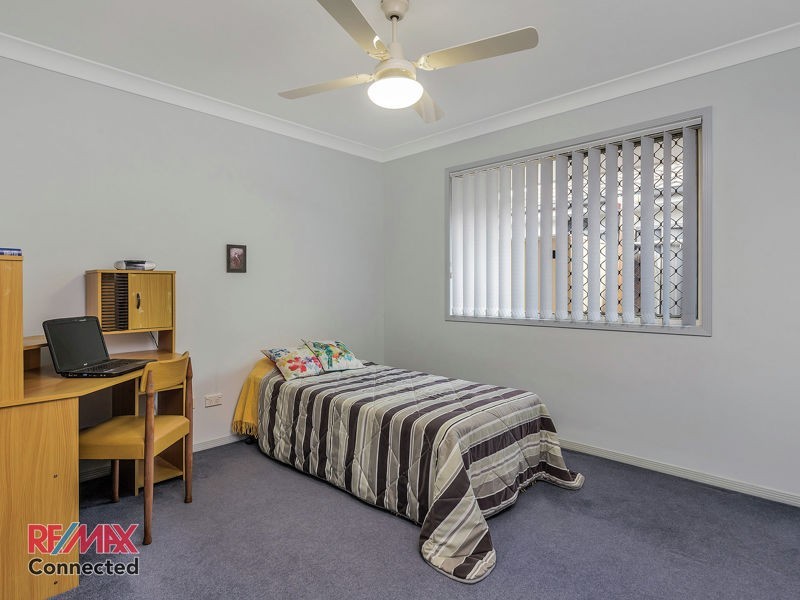 22 Allister Crescent, Rothwell QLD 4022