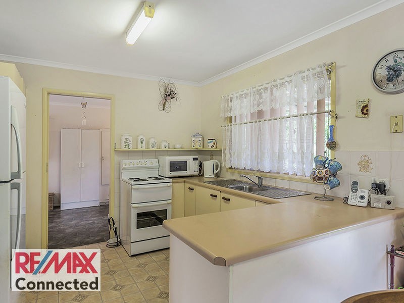 53 Kirkcaldy St, Morayfield QLD 4506