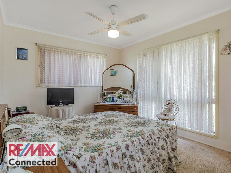 53 Kirkcaldy St, Morayfield QLD 4506