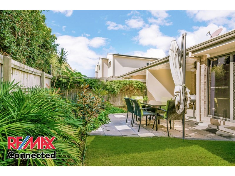 1/4 Lady Bowen Parade, Rothwell QLD 4022