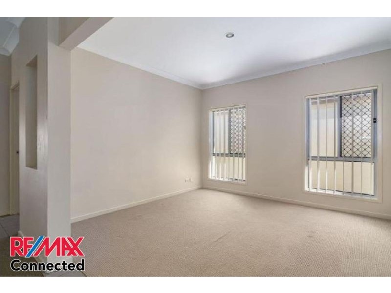 22 Riviera Cres, North Lakes QLD 4509