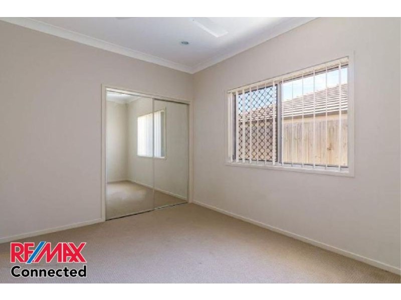 22 Riviera Cres, North Lakes QLD 4509