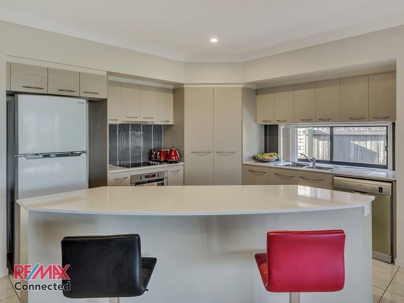 40 Wyatt Crescent, Mango Hill QLD 4509