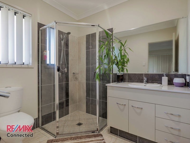 40 Wyatt Crescent, Mango Hill QLD 4509