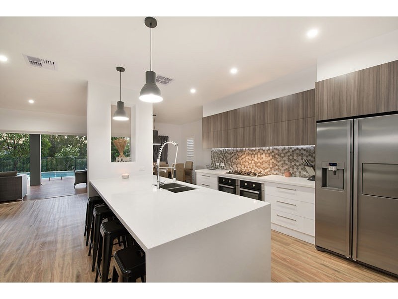 70 Birkdale Cct, North Lakes QLD 4509