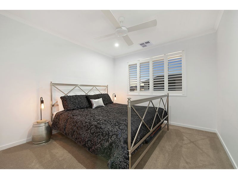 70 Birkdale Cct, North Lakes QLD 4509