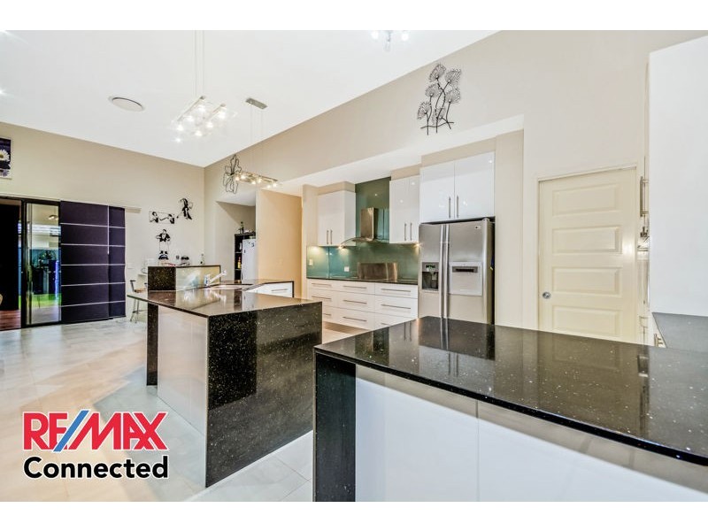 17 Skandia Ct, Newport QLD 4020