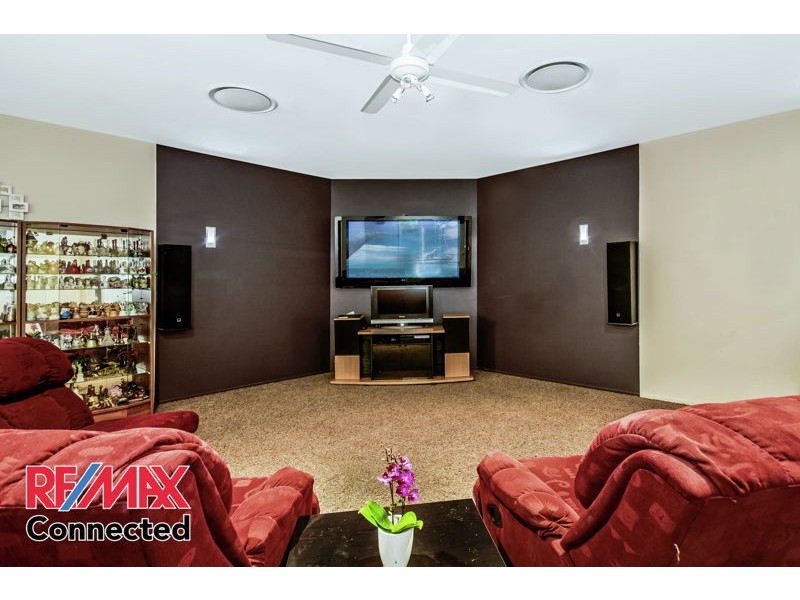 17 Skandia Ct, Newport QLD 4020