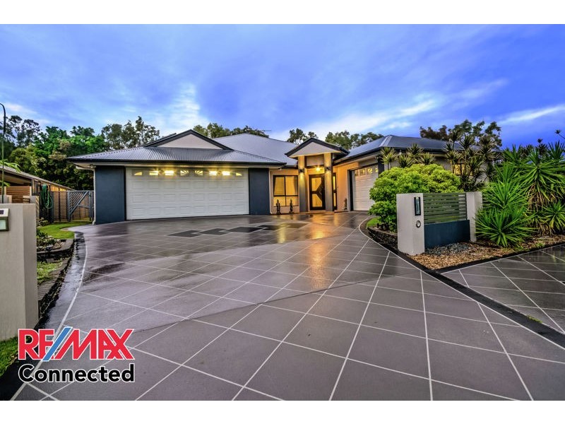 17 Skandia Ct, Newport QLD 4020