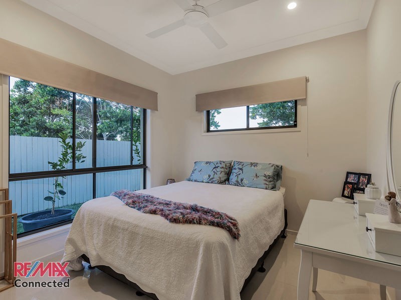 12 Thomson Close, North Lakes QLD 4509