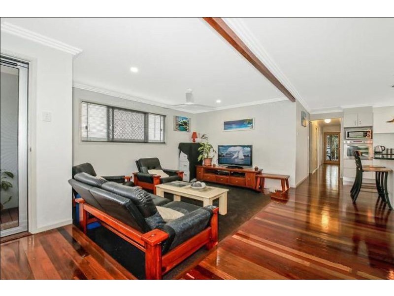 85 Longland St, Redcliffe QLD 4020