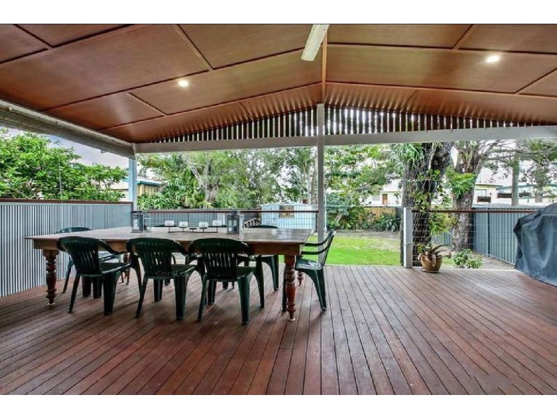 85 Longland St, Redcliffe QLD 4020