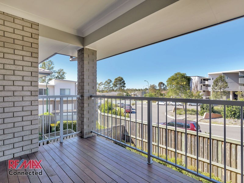 2/86 Carselgrove Avenue, Fitzgibbon QLD 4018