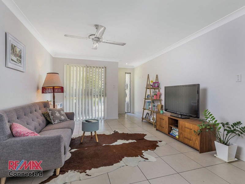 2/86 Carselgrove Avenue, Fitzgibbon QLD 4018