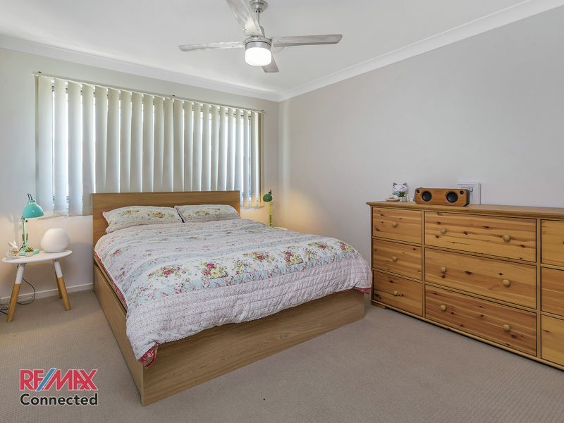 2/86 Carselgrove Avenue, Fitzgibbon QLD 4018