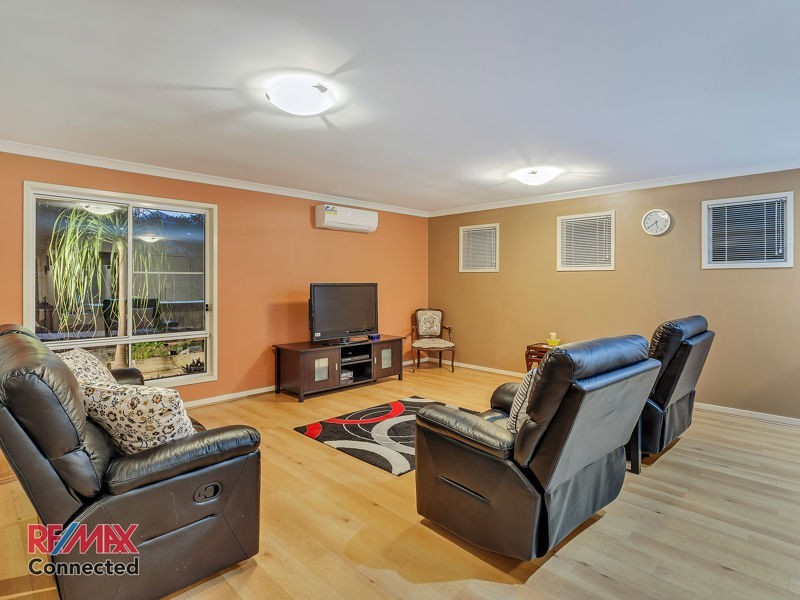 9 RILEY CT, North Lakes QLD 4509