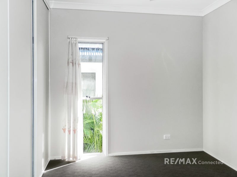 43b Higgs Street, Rothwell QLD 4022