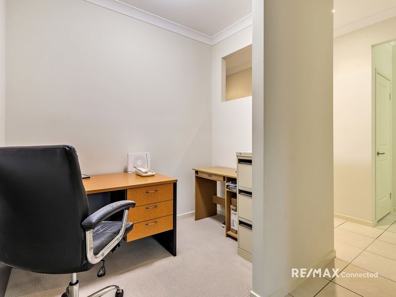 17 Waterway Crescent, Murrumba Downs QLD 4503
