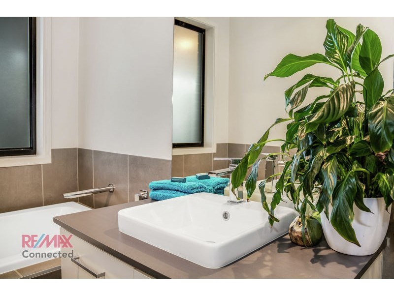 12 Capricorn Cct, North Lakes QLD 4509