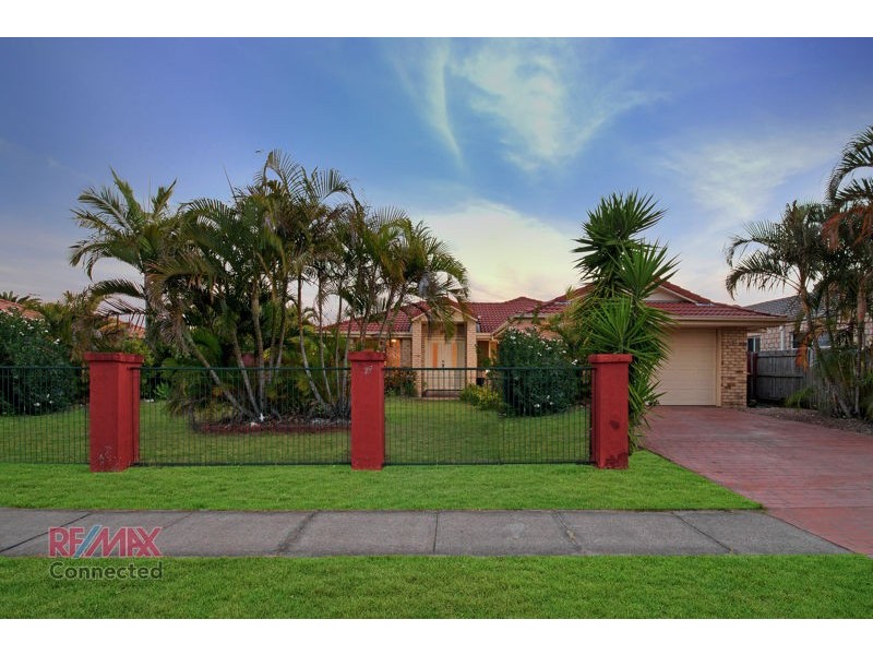 9 Higgs Street, Rothwell QLD 4022