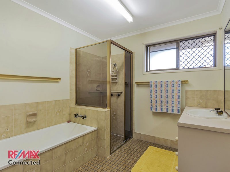 15 Drambuie Court, Kippa-ring QLD 4021