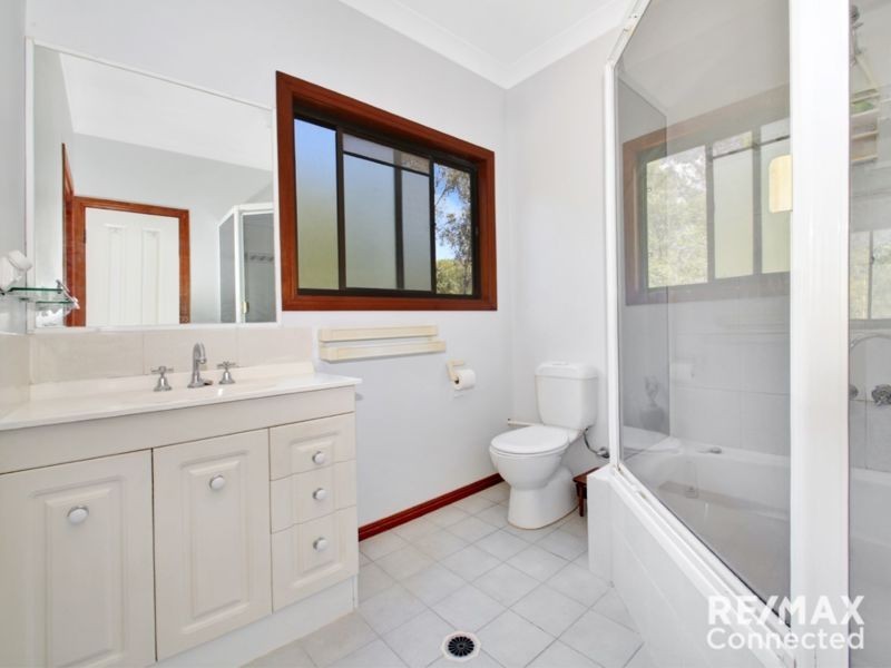 271 Beachmere Road, Beachmere QLD 4510