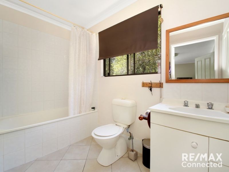 271 Beachmere Road, Beachmere QLD 4510