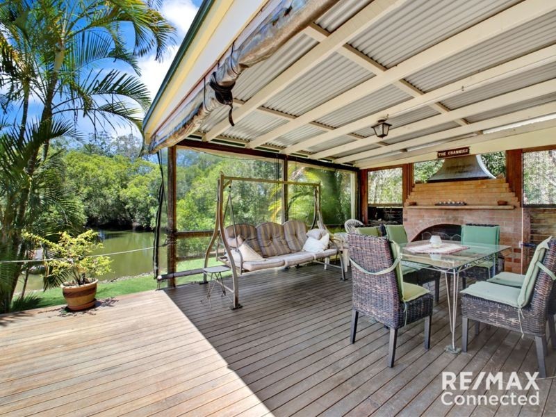 271 Beachmere Road, Beachmere QLD 4510