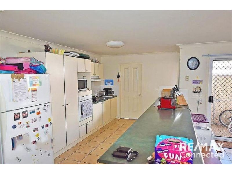 1 HOLLAND CRESCENT, Wynnum West QLD 4178