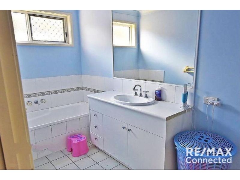 1 HOLLAND CRESCENT, Wynnum West QLD 4178