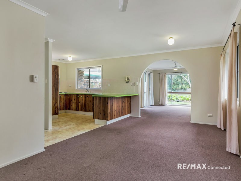 12 Bordeau Crescent, Petrie QLD 4502