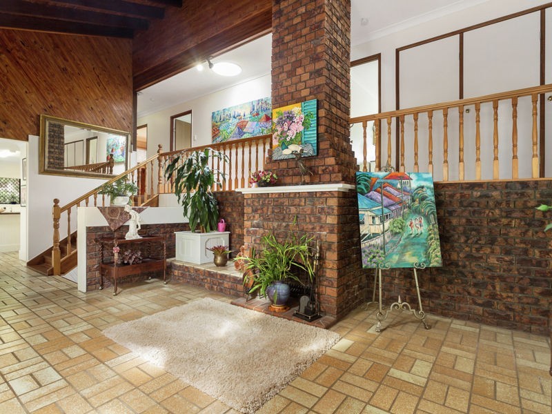 13 Vores Road, Whiteside QLD 4503