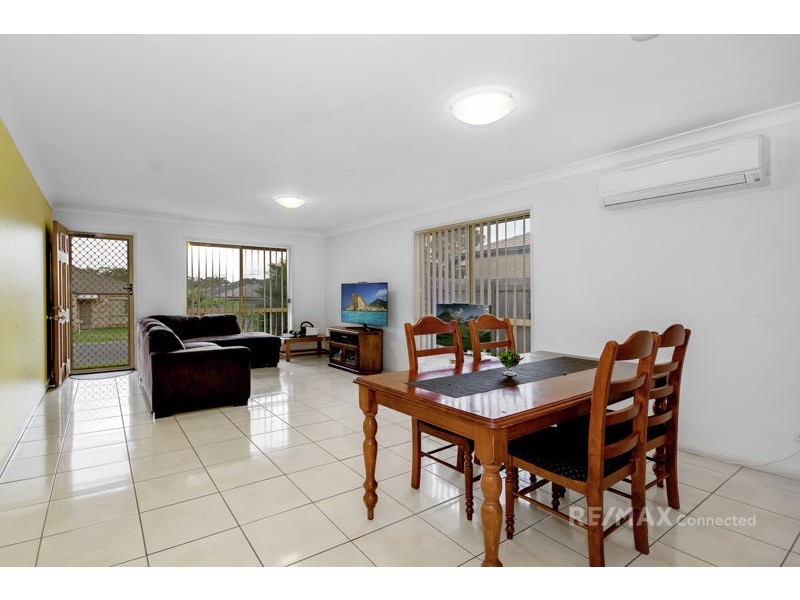 1/7 Lady Bowen Parade, Rothwell QLD 4022