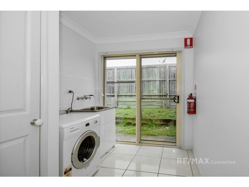 1/7 Lady Bowen Parade, Rothwell QLD 4022