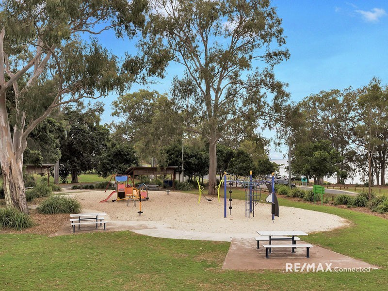 8 Crew St, Deception Bay QLD 4508