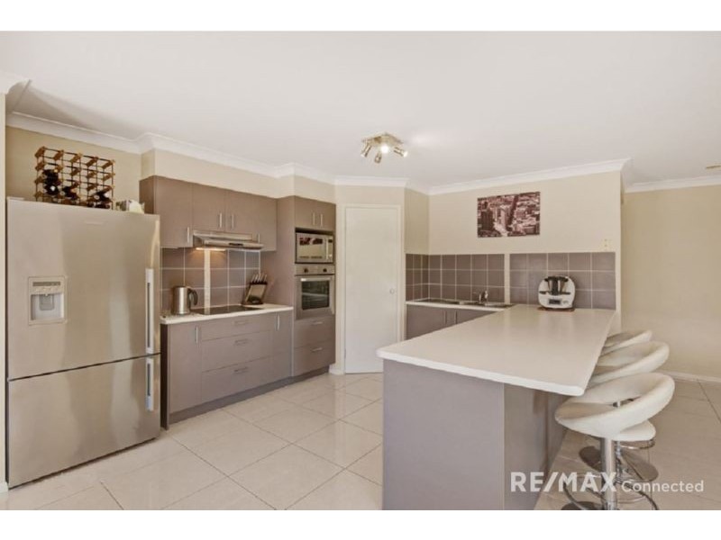 10 Wader Street, North Lakes QLD 4509