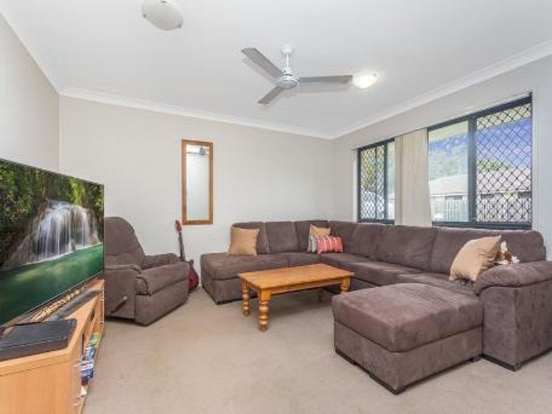 3 Roland Court, Kallangur QLD 4503