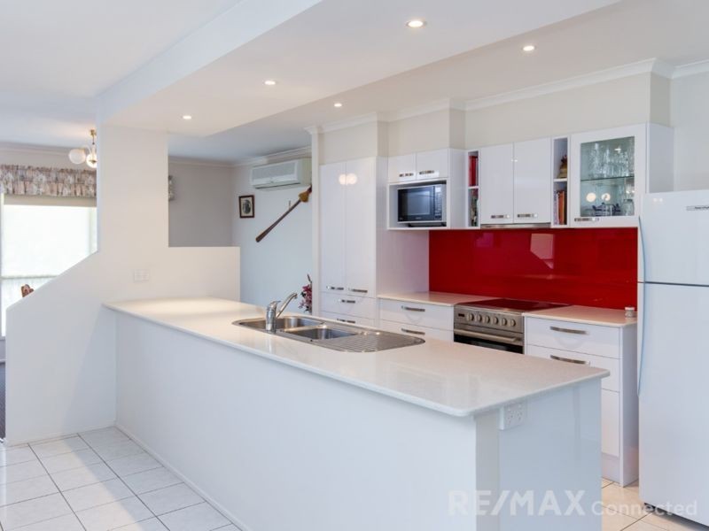 13 Winter Rd, Kallangur QLD 4503