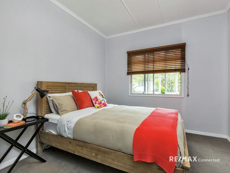 Crew St, Deception Bay QLD 4508