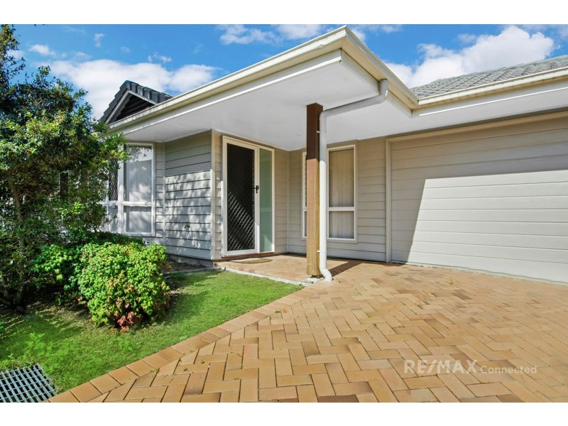 8 Patterson Street, Petrie QLD 4502