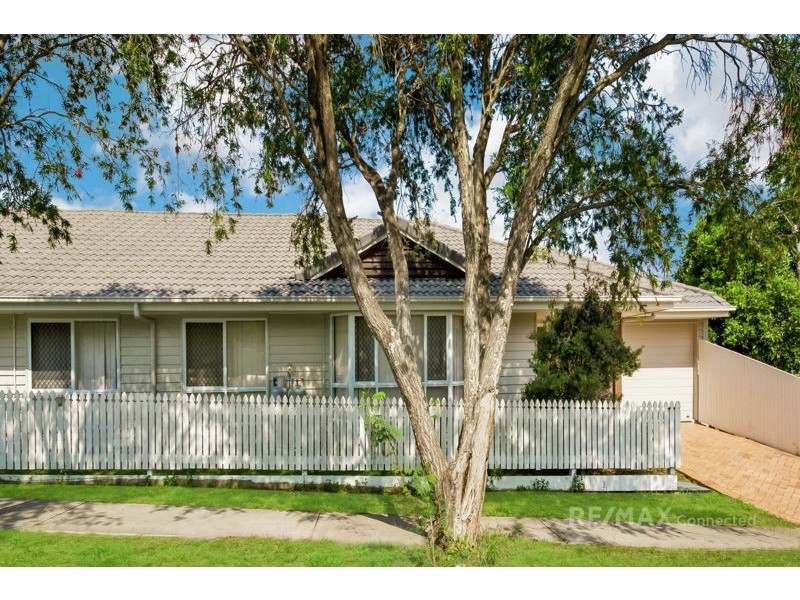 8 Patterson Street, Petrie QLD 4502