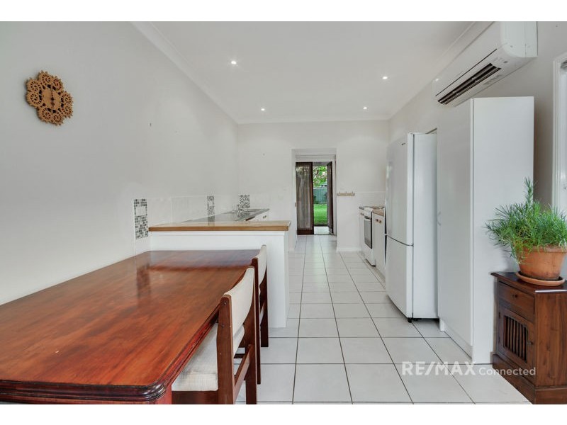 22 Frank Street, Scarborough QLD 4020