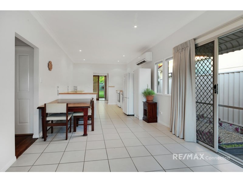 22 Frank Street, Scarborough QLD 4020