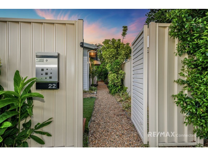 22 Frank Street, Scarborough QLD 4020