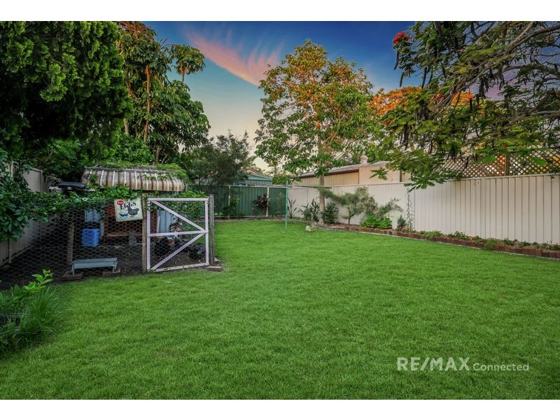 22 Frank Street, Scarborough QLD 4020