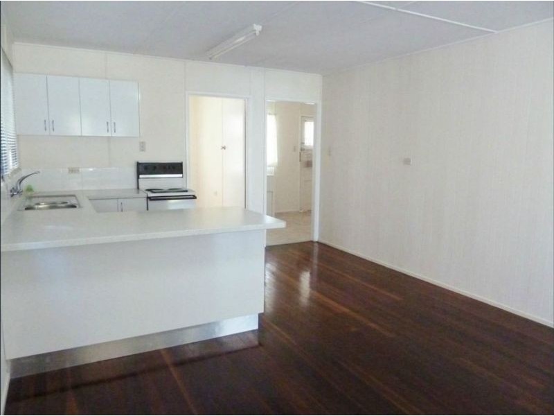 72 Turner Street, Scarborough QLD 4020
