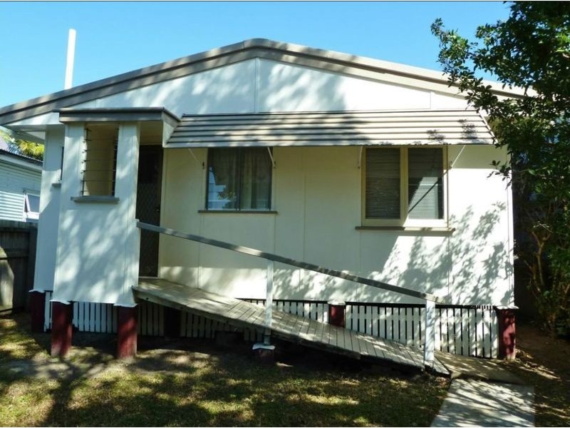 72 Turner Street, Scarborough QLD 4020