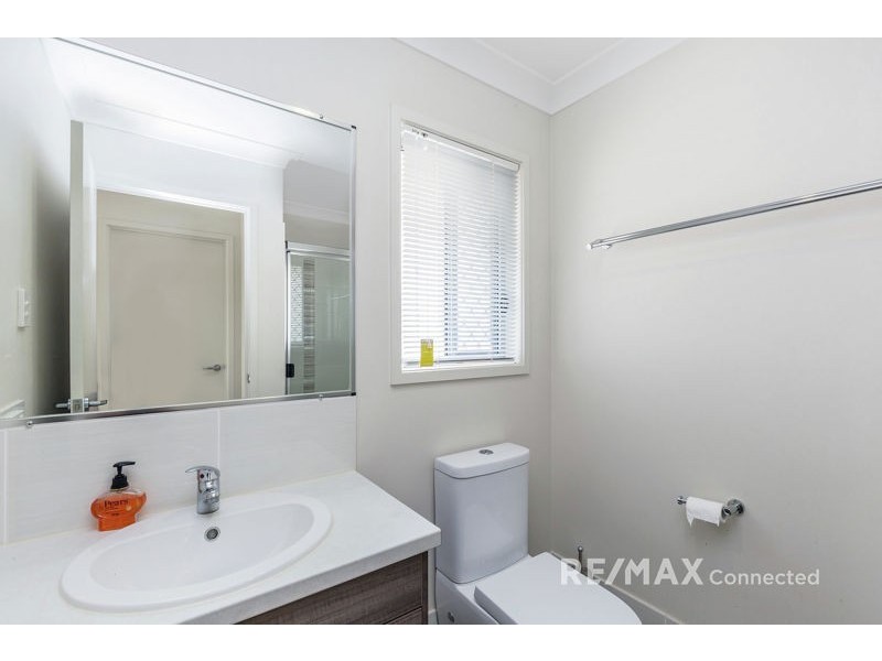 32 Cowen Terrace, North Lakes QLD 4509